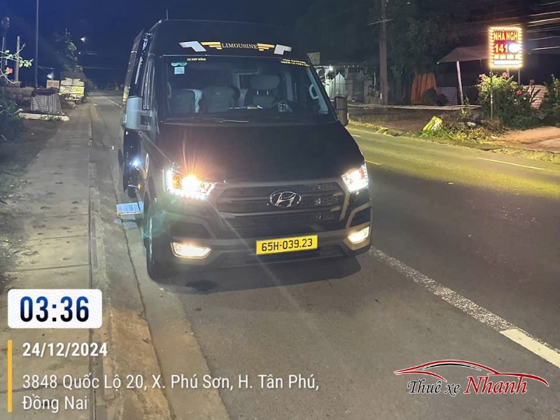 Dịch vụ thuê xe limousine Cần Thơ đi tour miền Tây được yêu thích bởi sự thoải mái, tiện lợi