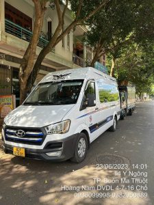 mọi người cần thuê xe 16 chỗ tại  Kon Tum xin liên hệ ngay